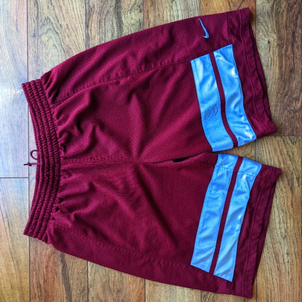 Nike Athletic Shorts Maroon White Elastic Waist Drawstring Mens Size Large
